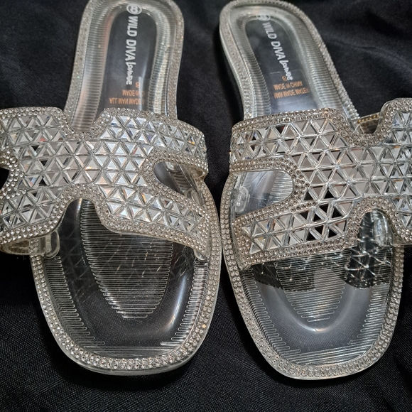 Women's Sandals Wild Diva Size 8 - Picture 3 of 7